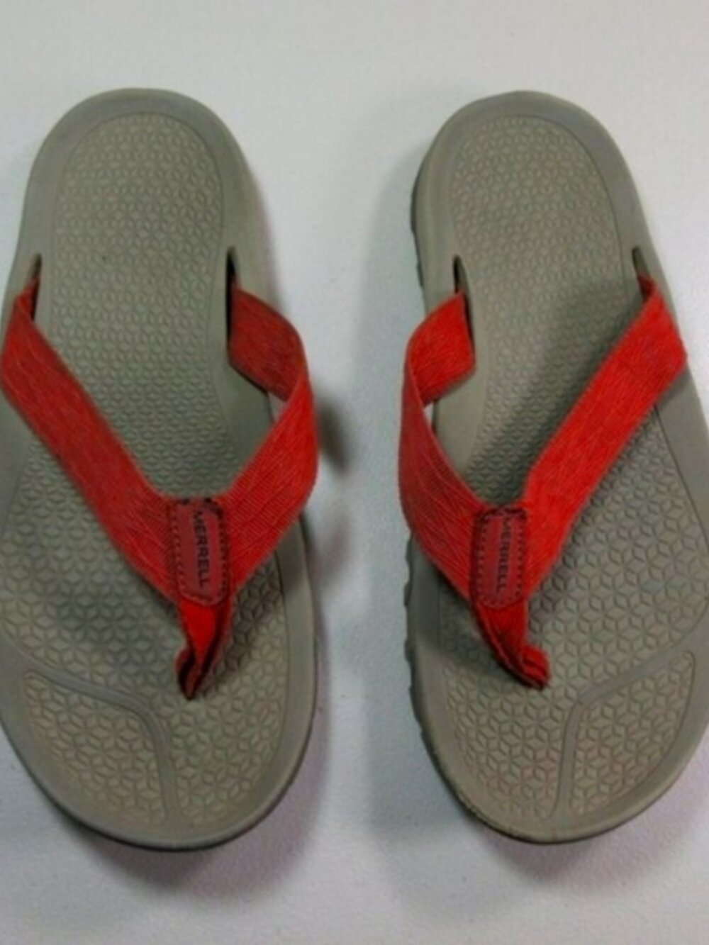 Merrell womens red gray BreakWater thong sandals 7 M
